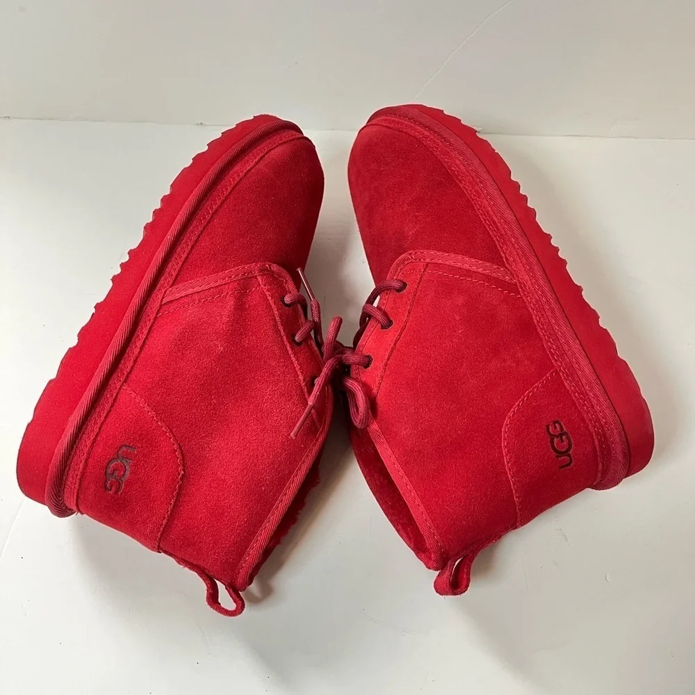 UGG Neumel II Chukka Boots Red Suede Big Kids Size 6